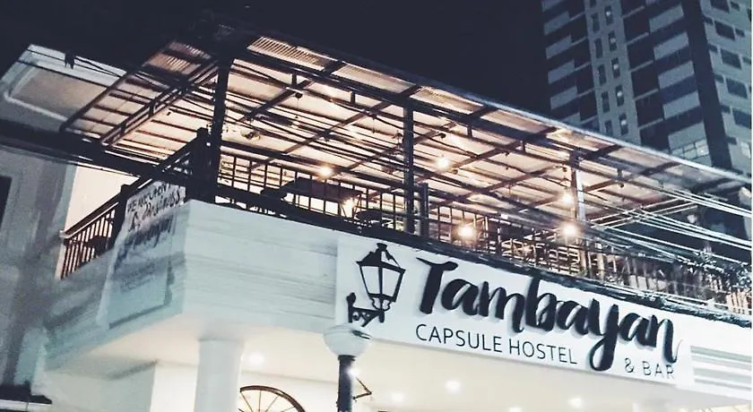 Tambayan Capsule Hostal y Bar-1